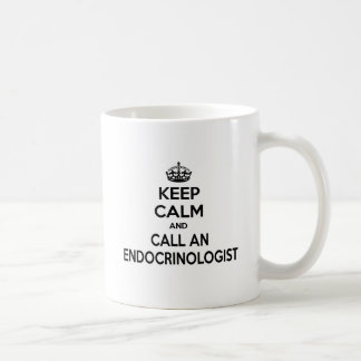 Mug Restez calme et appelez un endocrinologue
