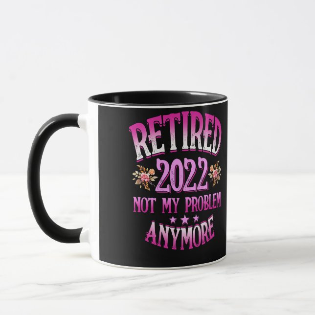 Mug Retraite 2022 Rose mou retraité (Gauche)