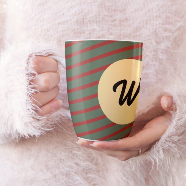 Mug Retro rouge et vert rayé Personnalisé Monogrammé (Créateur téléchargé)