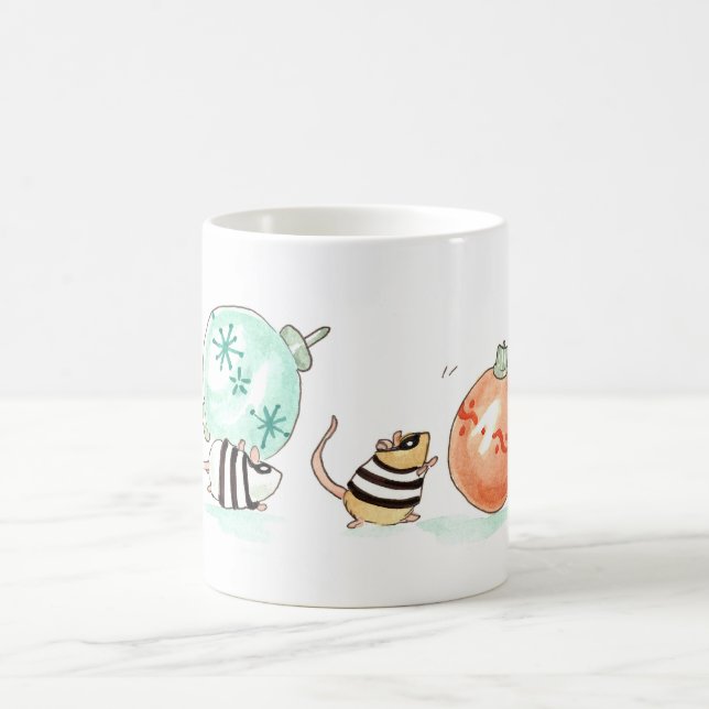 Mug Robber Mice Christmas Heist (Centre)
