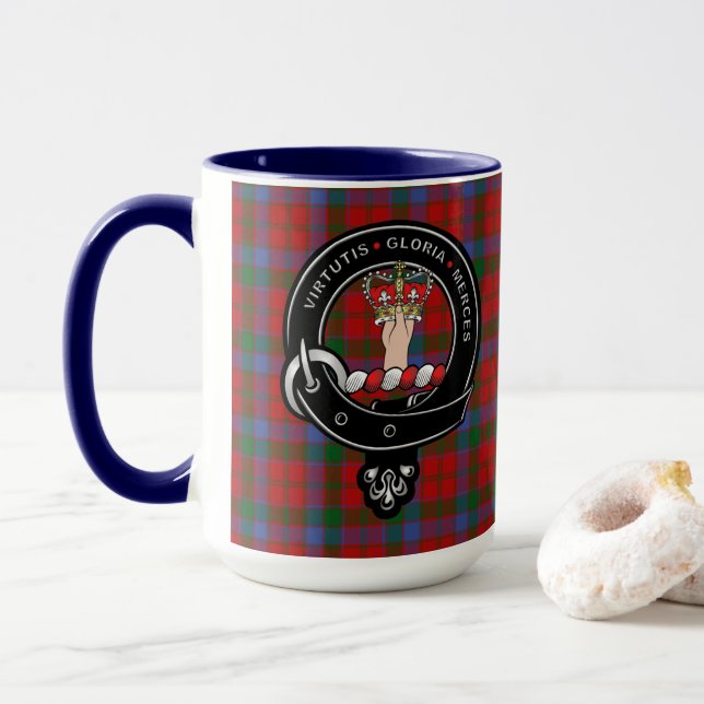Mug Robertson Clan Badge & Tartan (Avec donut)
