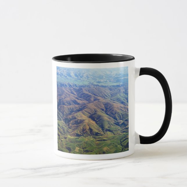 Mug Rolling Hills dans la région de Southland de la (Droite)