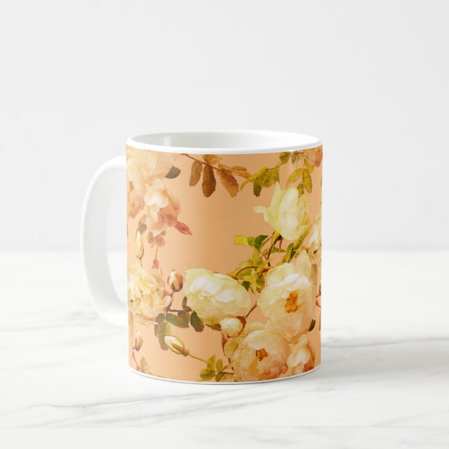 Mug Roses blanches romantiques sur arrière - plan oran (Devant gauche)