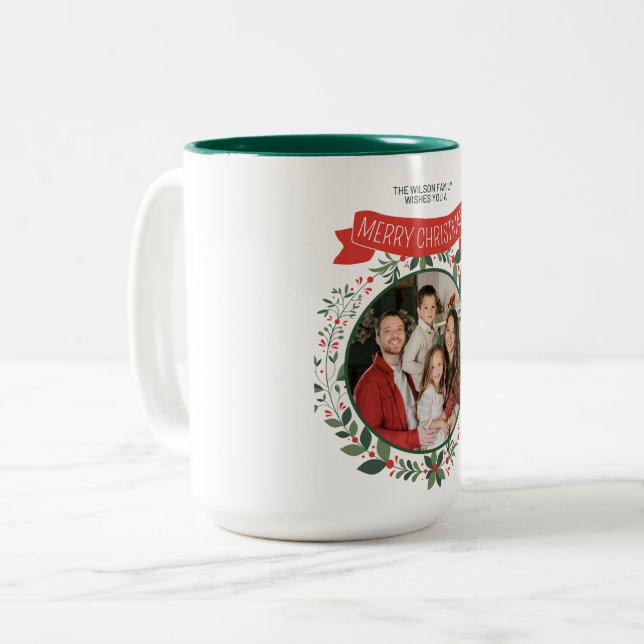 Mug Rouge&Vert Joyeux Noël en famille joyeuse (Devant gauche)