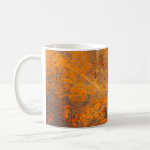 Mug rouille sur le fer comme arrière-plan, abstrait, s