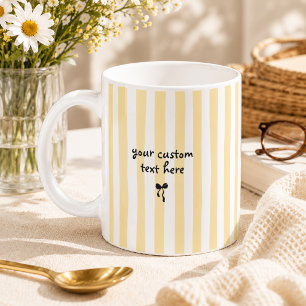 Mug Ruban à texte personnalisé rayures jaune pastel
