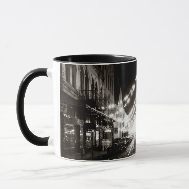Mug Rue Fort d'Honolulu en 1942 à la nuit (Gauche)