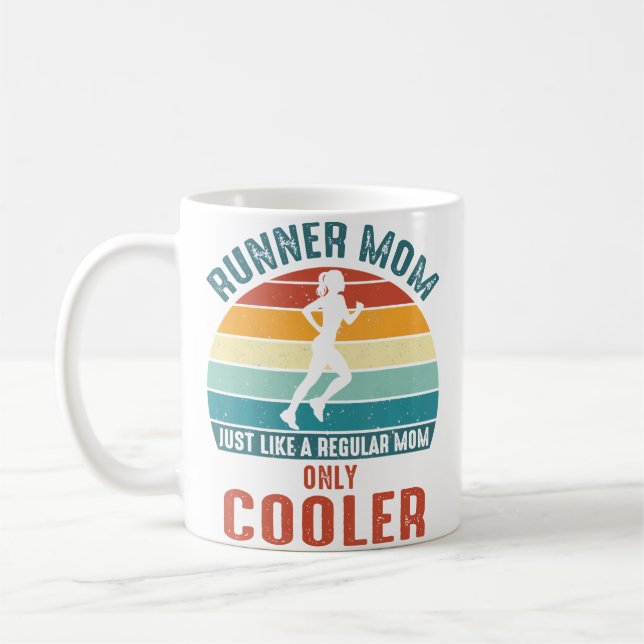 Mug Runner Mom Cool Running Girl Future Marathon Mothe (Gauche)