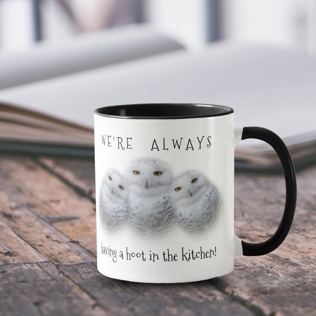 Mug Sagesse de rêve de la famille des Chouettes de nei (Dreamy Wisdom of Snowy Owls 11 oz Coffee Mug Cover Photo.)