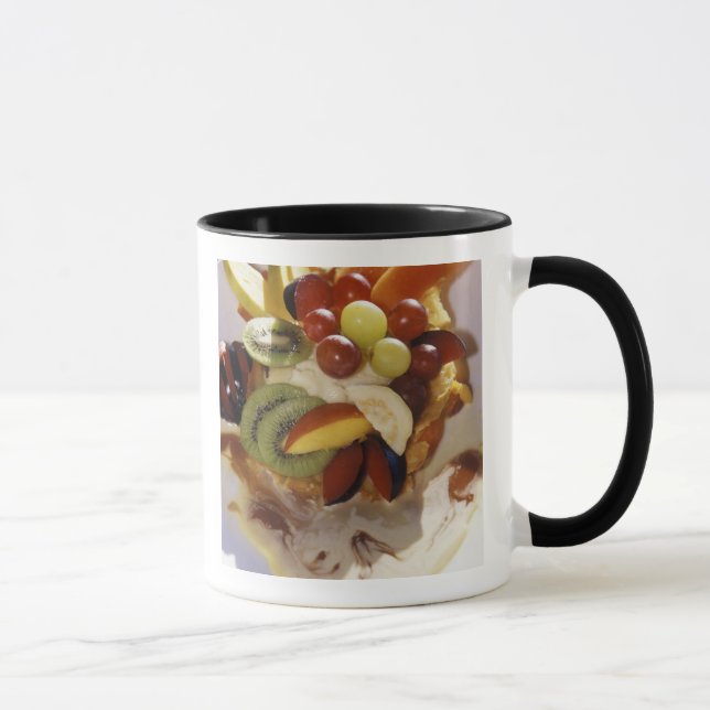 Mug Salade de fruits avec de la glace. (Droite)