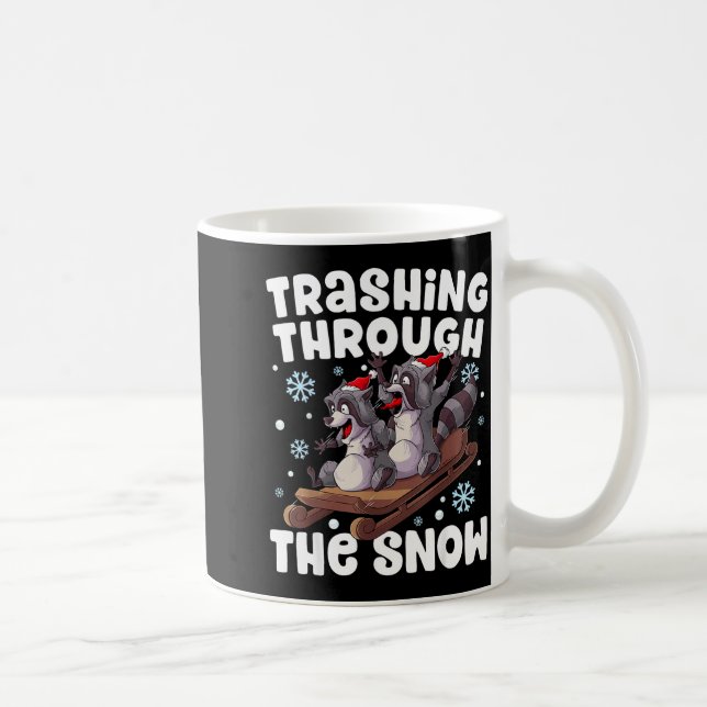 Mug Santa Racoon Trashing Through The Snow Cute Christ (Droite)
