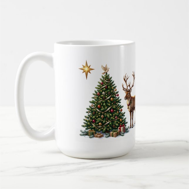 Mug sapin de Noël décoré d'un renne et de cadeaux (Gauche)