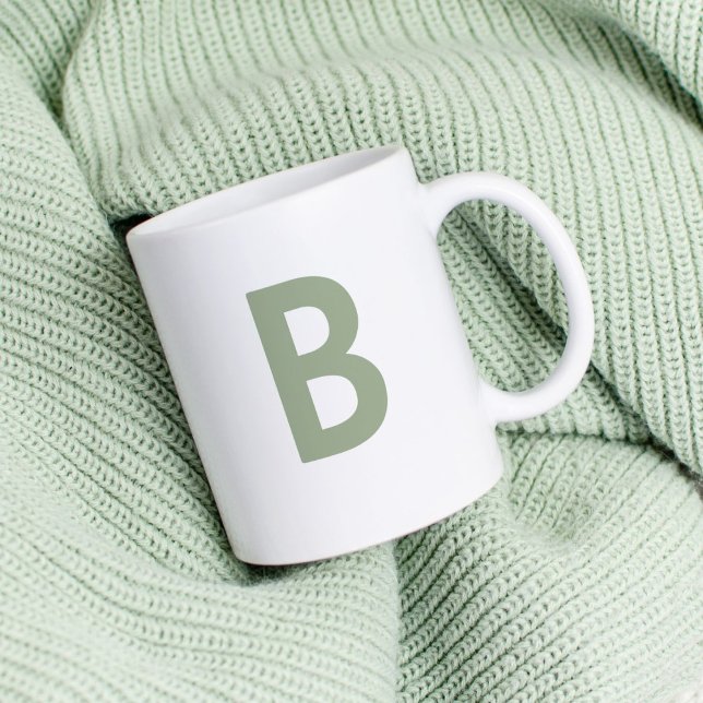 Mug Sauge personnalisé vert grande lettre initiale mod (Créateur téléchargé)