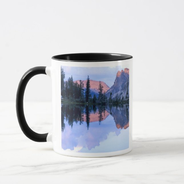 Mug Sawtooth Wilderness, Idaho.États-Unis Cumulus (Gauche)