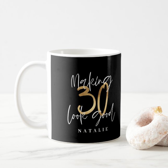 Mug Scénario moderne de 30 ans en noir et or (Avec donut)