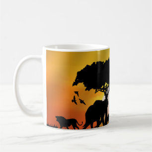 Mug Scène de faune au coucher du soleil dans la savane