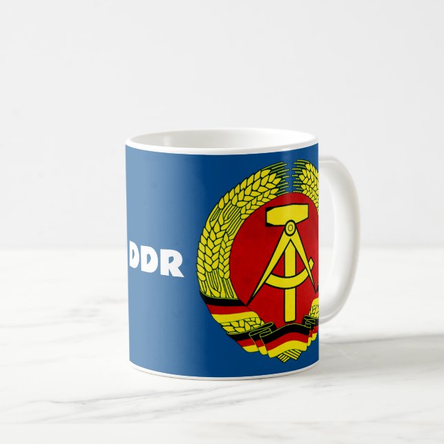 Mug Schwerin, DDR, Schwerin, Allemagne, Ossi est (Devant droit)