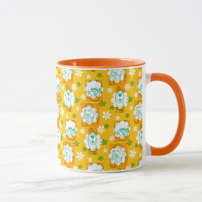 Mug Scooby-Doo | Modèle floral de caractère (Droite)