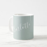 Mug Script minimaliste Nom personnalisé Dusty Blue<br><div class="desc">Nom de la typographie de script minimaliste dans la Mug bleu Dusty</div>