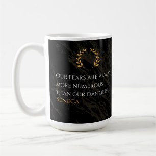 Mug Seneca's Insight : Les peurs comparées aux dangers