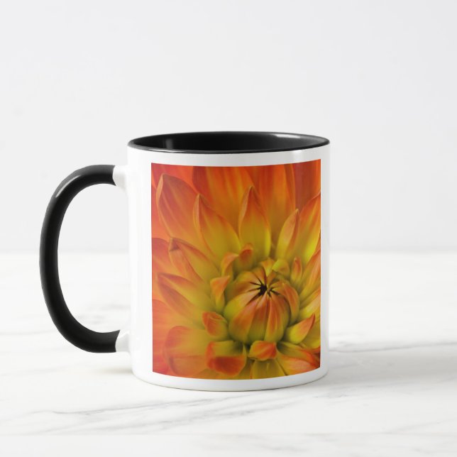 Mug Serré dans les photographies de fleur de Dalhia av (Gauche)