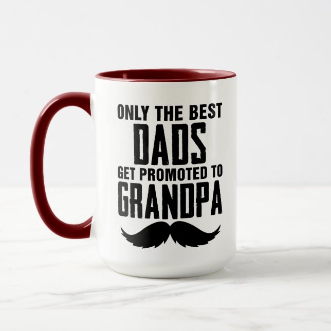Mug Seuls les meilleurs papas sont promus à grand-père (Gauche)