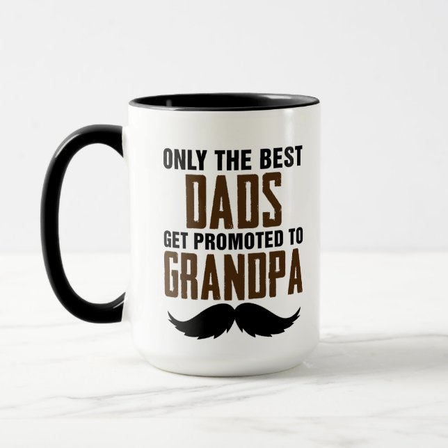 Mug Seuls les meilleurs papas sont promus au café gran (Gauche)