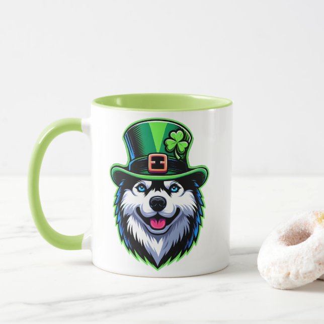 Mug Shamrock irlandais Sibérie Husky Dog Jour de la Sa (Avec donut)