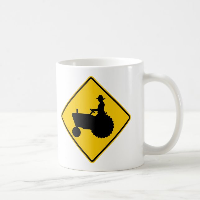 Mug Signe de route du trafic de machines agricoles (Droite)