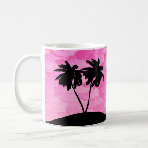 Mug Silhouette de palmier contre l'aube rose avec nuag