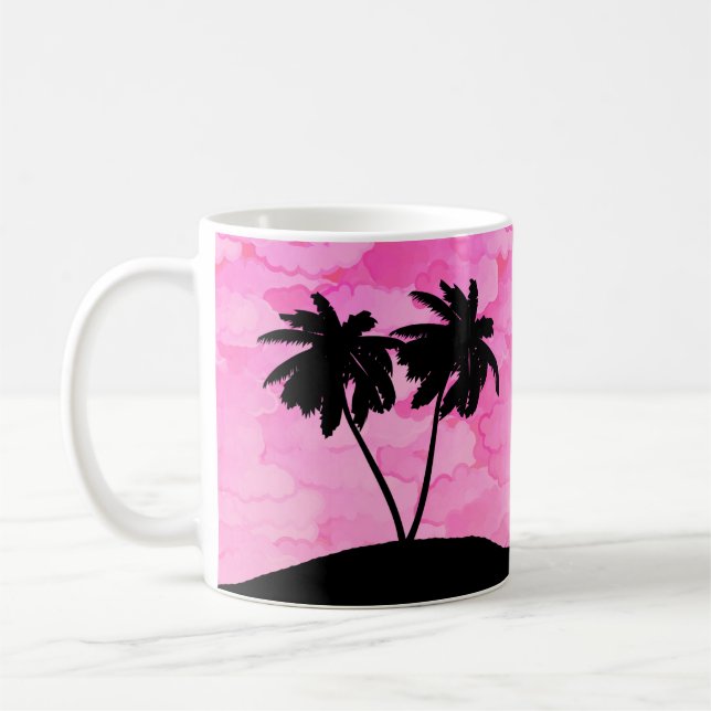 Mug Silhouette de palmier contre l'aube rose avec nuag (Gauche)