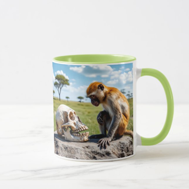 Mug Singe pensif face à un crâne dans la savane. (Droite)