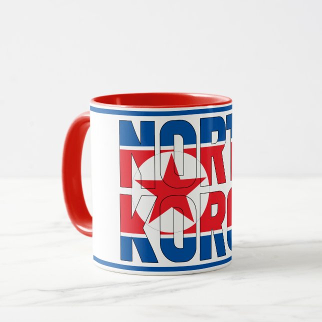 Mug Sippin' avec le café patriotique nord-coréen (Devant gauche)