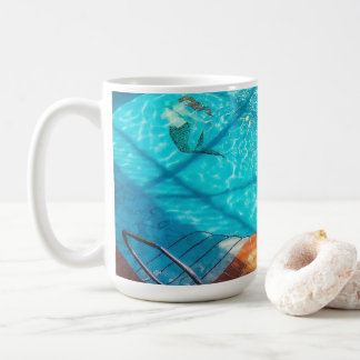 Mug Sirène dans une piscine