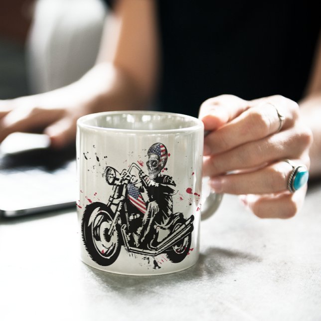 Mug Skull Biker avec casque American Flag (Créateur téléchargé)