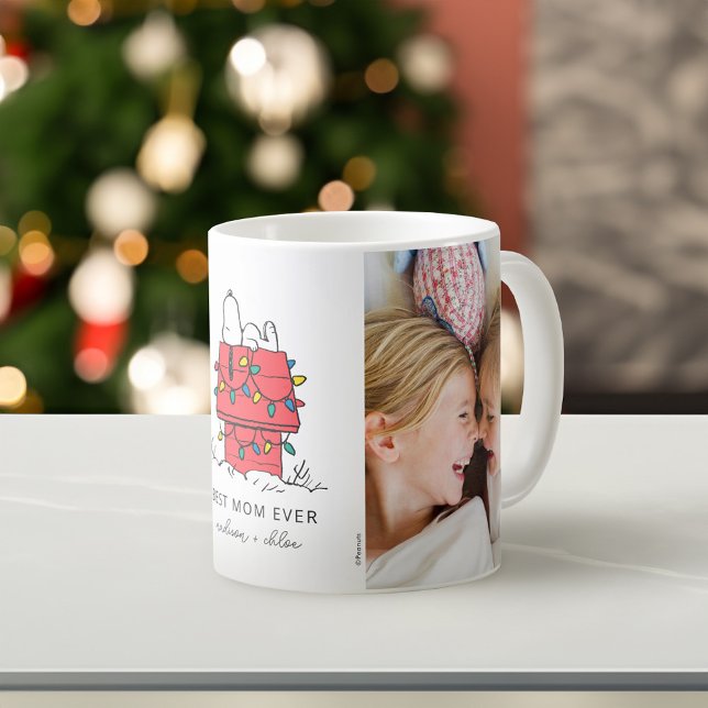 Mug Snoopy's Christmas Doghouse | Meilleure maman - Ph (Mug on counter)