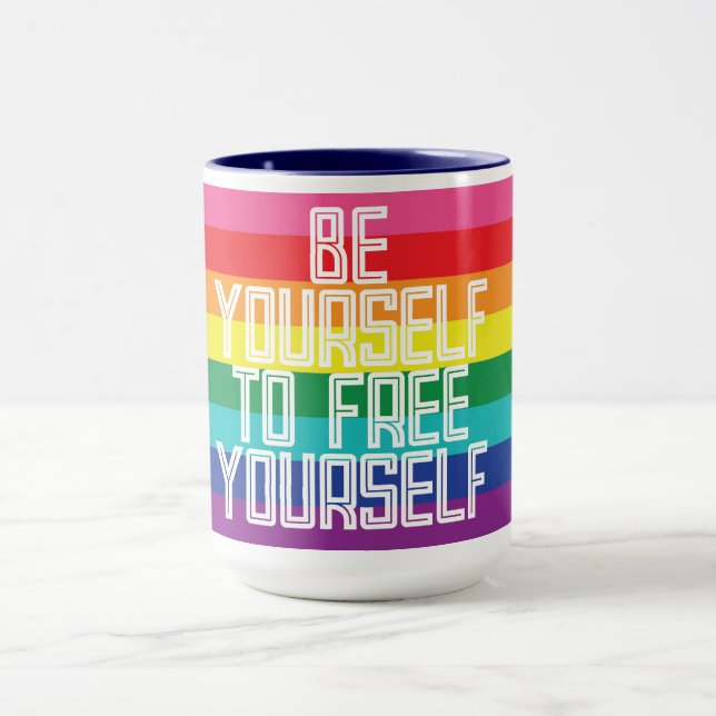 MUG SOIS TOI-MÊME POUR TE LIBÉRER ARC-EN-CIEL (Centre)