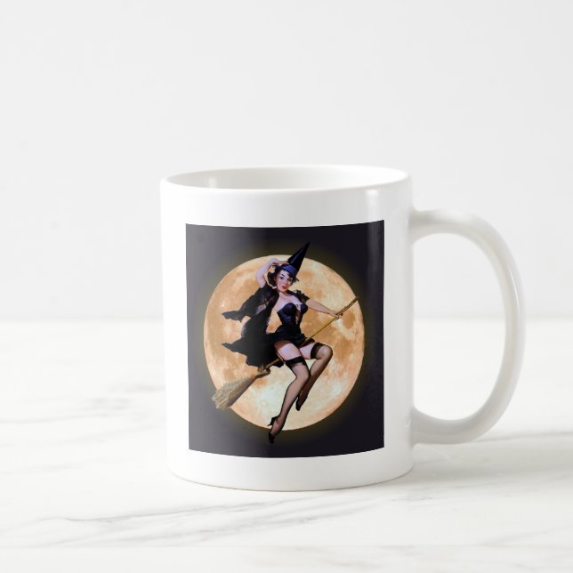 Mug Sorcière à la broche contre une lune de récolte (Droite)