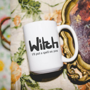 Mug Sorcière en encre noire écrite à la main disant