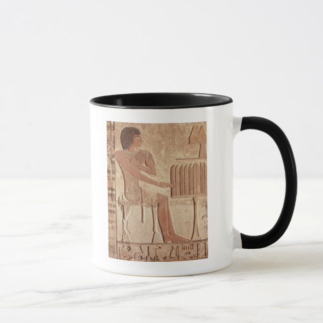 Mug Soulagement dépeignant les défunts assis (Droite)