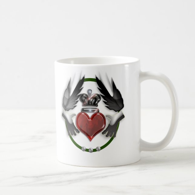 Mug souvenir de mariage de coeur de claddagh (Droite)