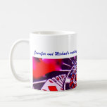 Mug Souvenir pourpre de passion de thème de casino<br><div class="desc">Une tasse de café de thème de casino de Las Vegas à personnaliser comme cadeau de noce, souvenir d'occasion spéciale, ou cadeau pour le célibataire et le bachelorette parties. Tasses de souvenir de thème de casino, personnalisées pour les mariages ou toute partie, réunion, ou occasion spéciale. Las Vegas moderne jouant...</div>