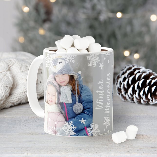 Mug Souvenirs d'hiver Snowflakes Deux photos (Créateur téléchargé)