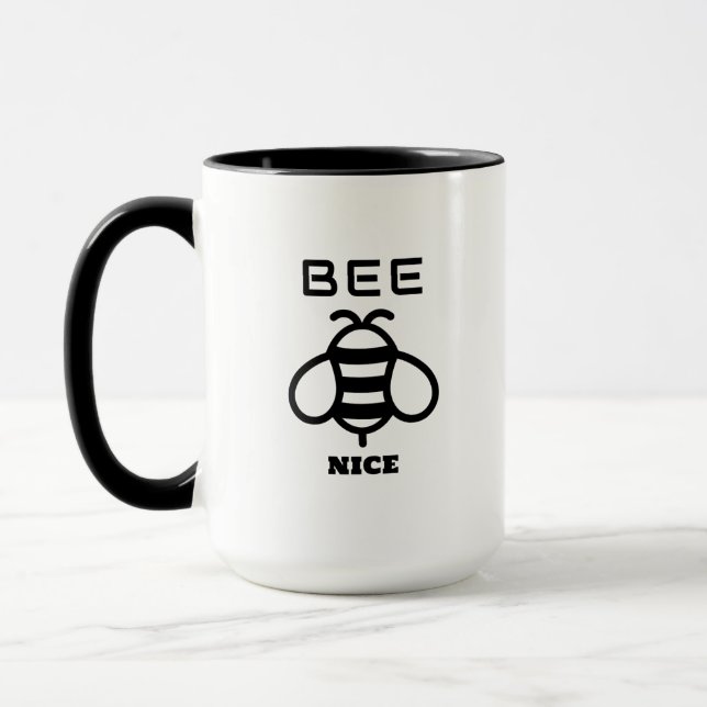 Mug Soyez gentil avec un design minimal (Gauche)