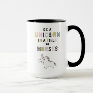 Mug Soyez une licorne dans un domaine des chevaux