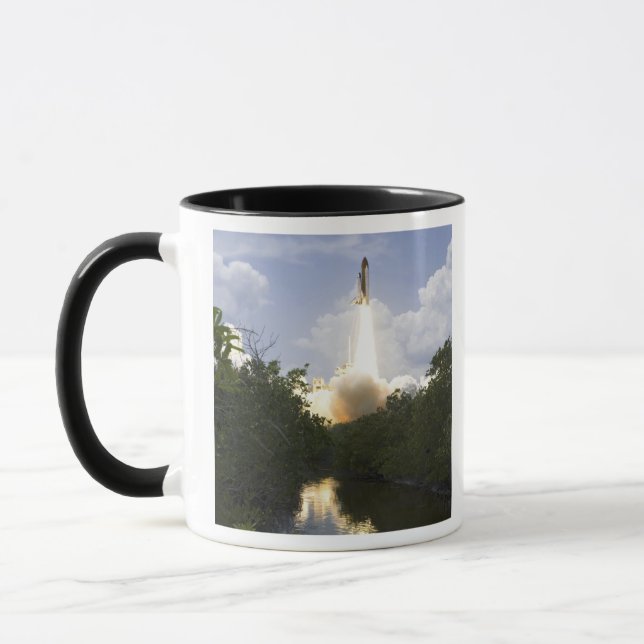 Mug Space Shuttle Atlantis se lève sur 26 (Gauche)
