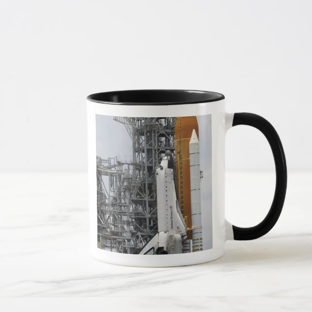 Mug Space Shuttle Endeavor sur le lancement pad 2 (Droite)