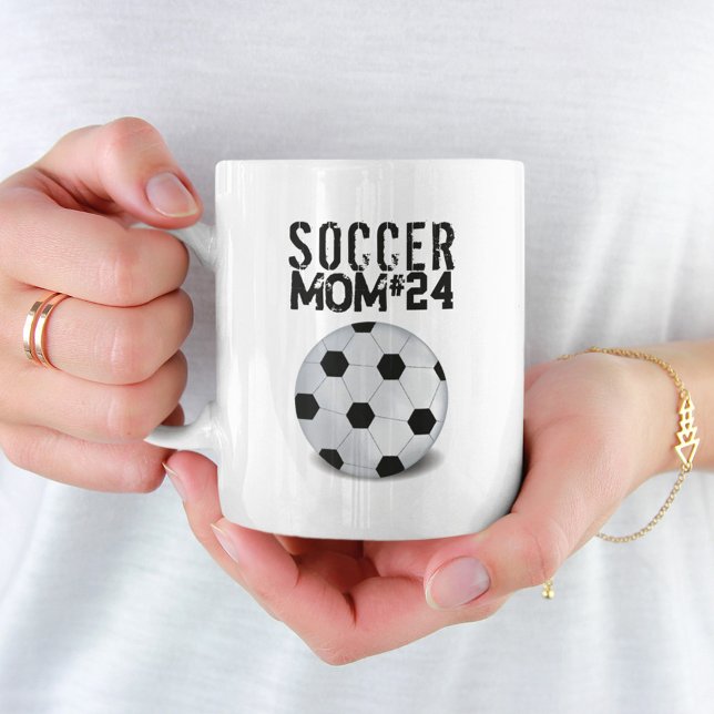 Mug Sport moderne Football Maman Mignonne Joueur simpl (Créateur téléchargé)