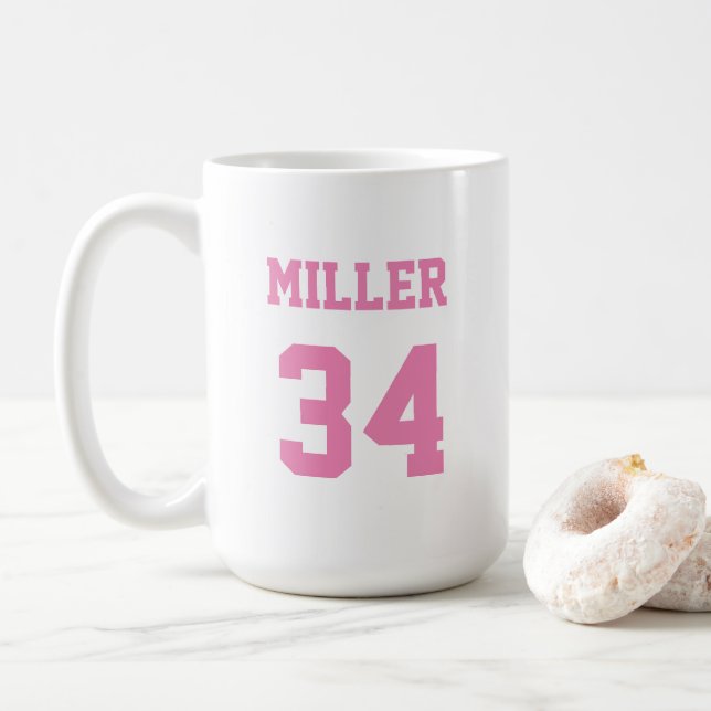 Mug Sports Jersey rose Nom et numéro personnalisés (Avec donut)