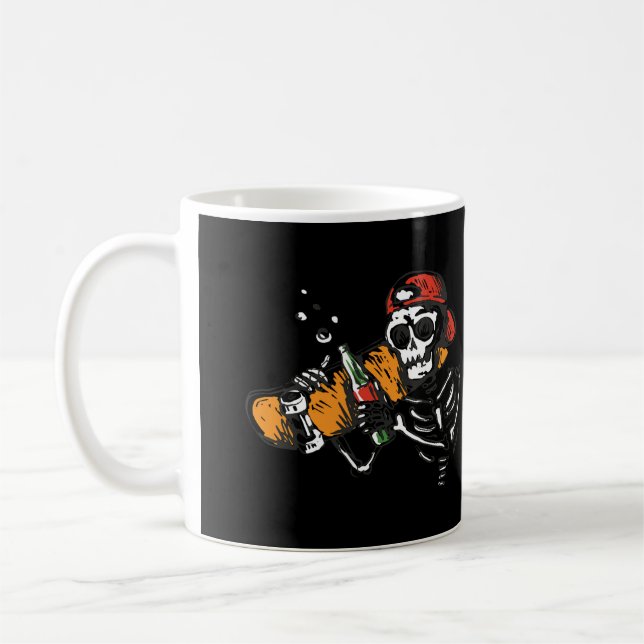 Mug Squelette avec bouteille sur un (Gauche)